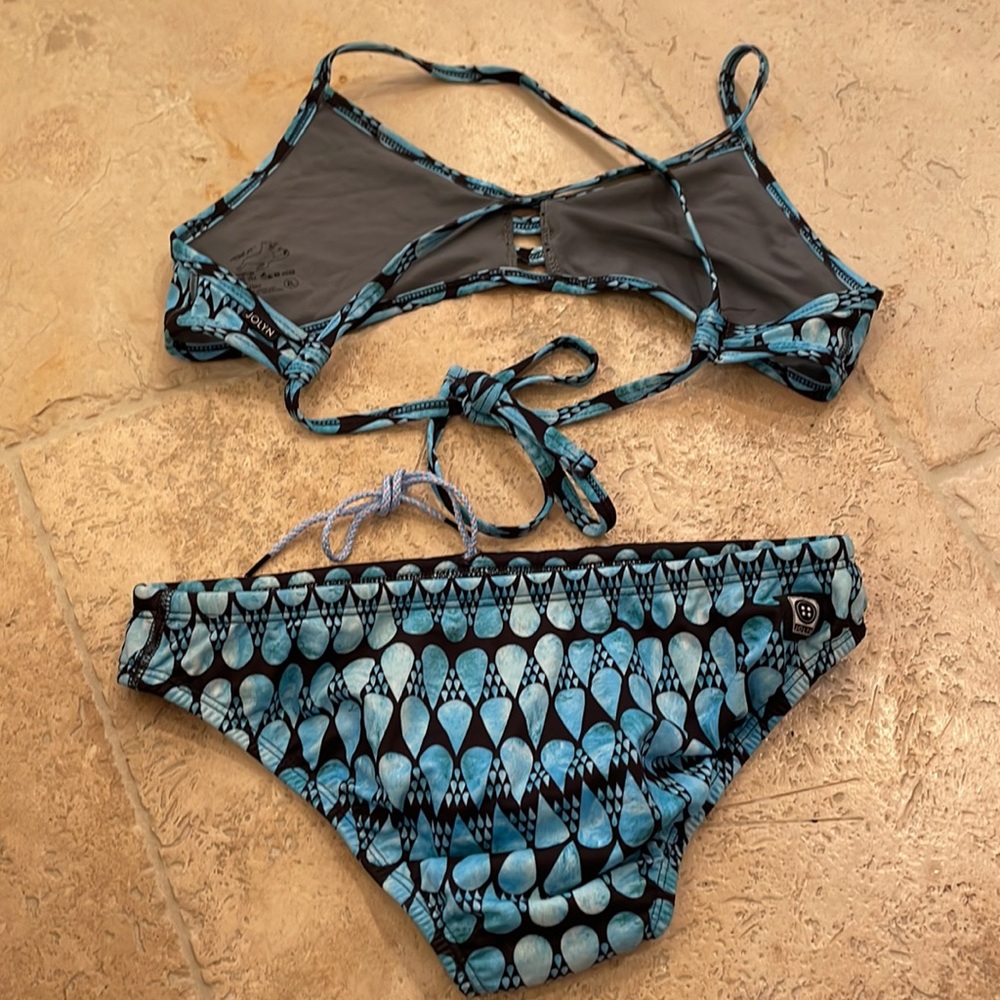 Jolyn Bikini Set - image 3